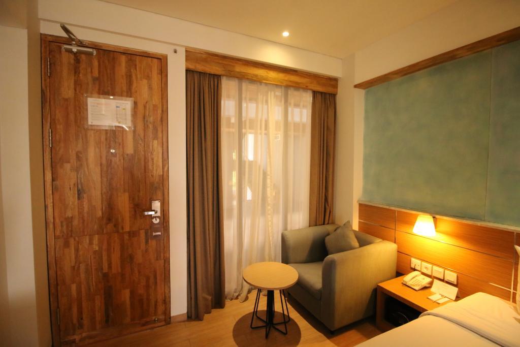 Liberta Hotel Jimbaran Extérieur photo